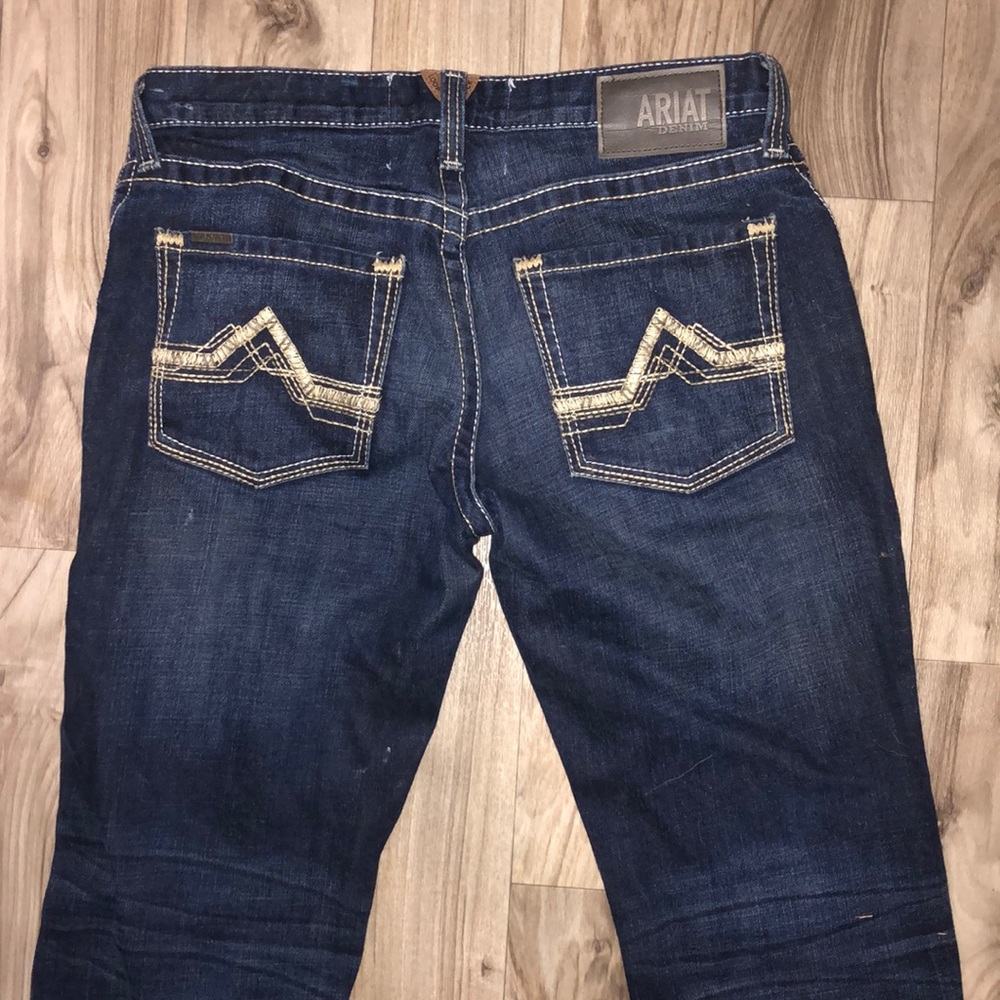 Men’s Ariat M5’s